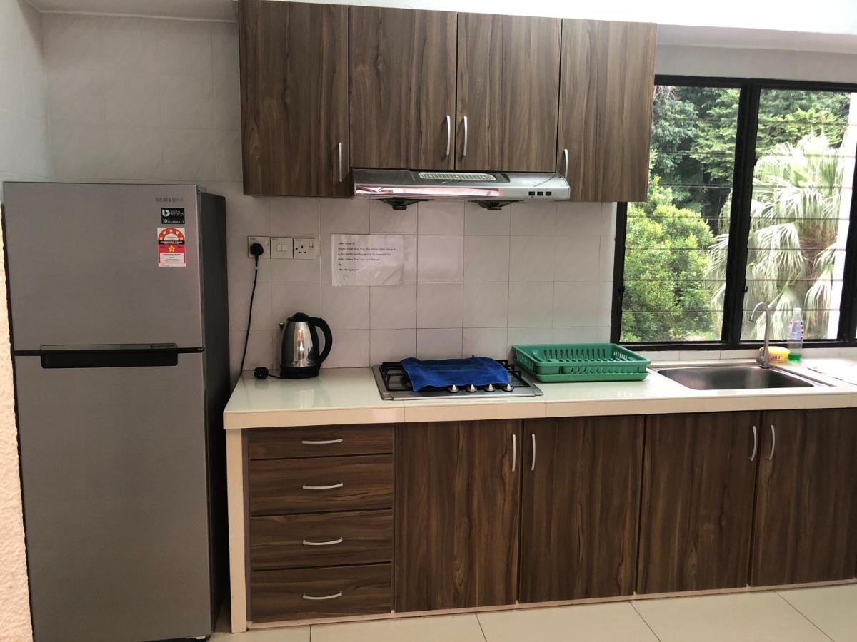 Beach Resort 7 Home Stay Sri Sayang Apartment Batu Ferringhi 3Bedroom Εξωτερικό φωτογραφία