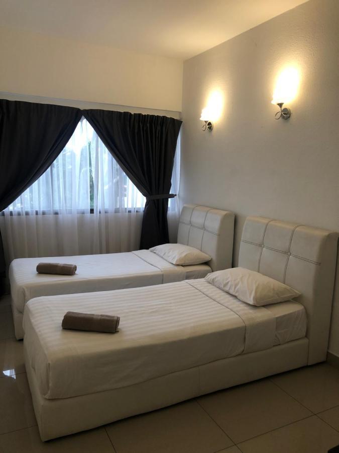 Beach Resort 7 Home Stay Sri Sayang Apartment Batu Ferringhi 3Bedroom Εξωτερικό φωτογραφία