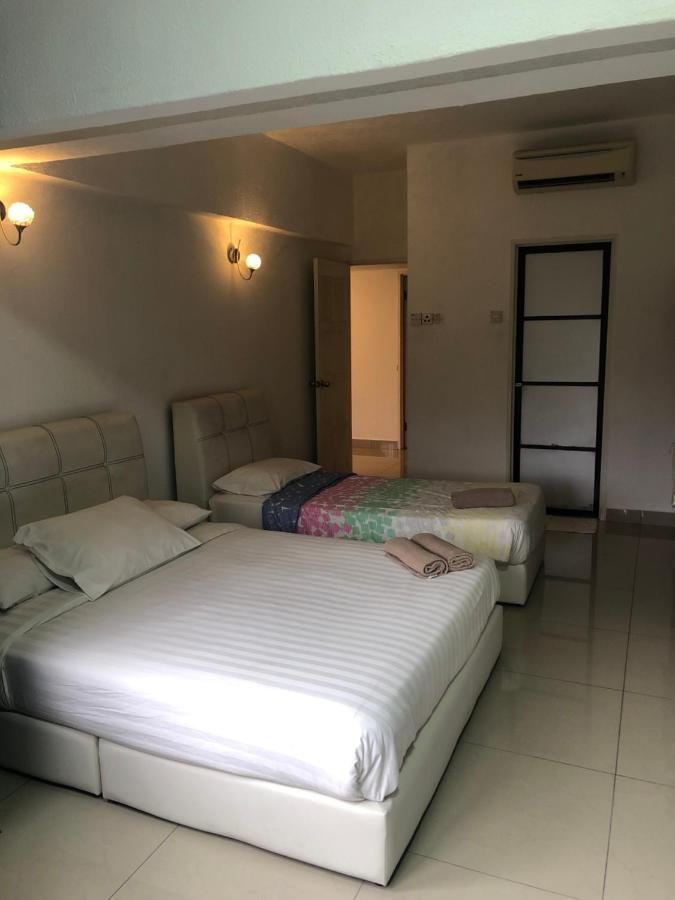 Beach Resort 7 Home Stay Sri Sayang Apartment Batu Ferringhi 3Bedroom Εξωτερικό φωτογραφία