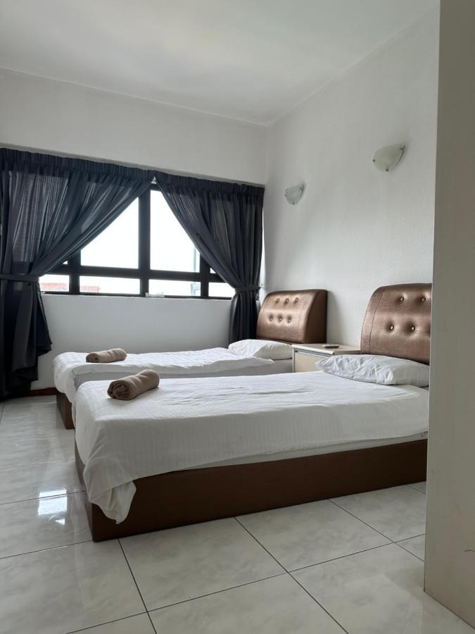 Beach Resort 7 Home Stay Sri Sayang Apartment Batu Ferringhi 3Bedroom Εξωτερικό φωτογραφία