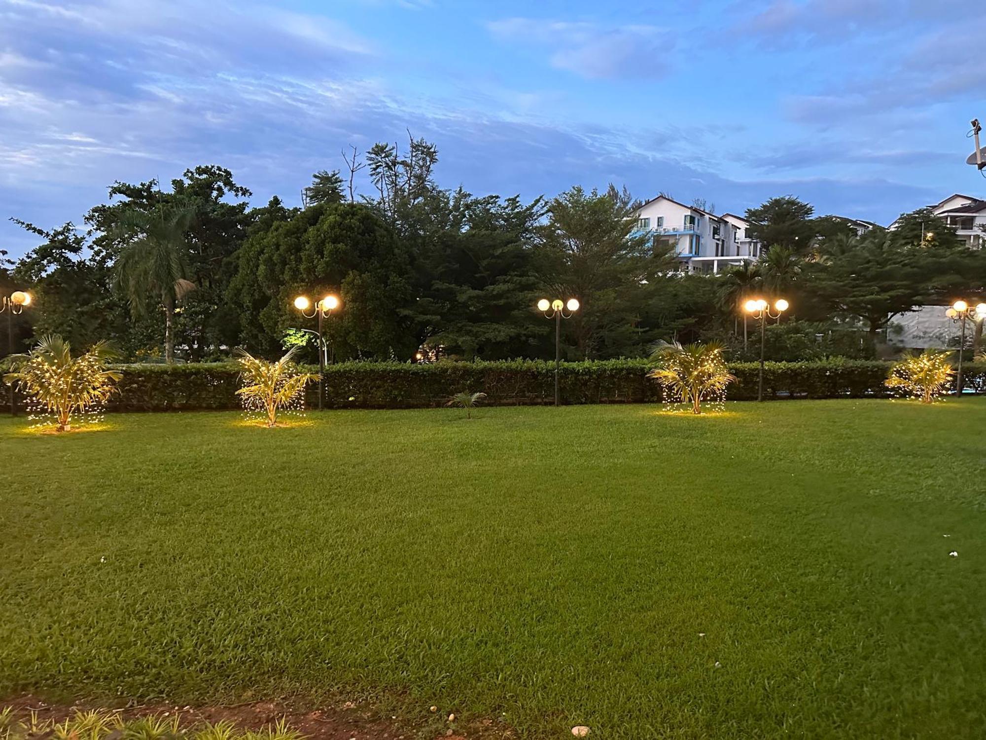 Beach Resort 7 Home Stay Sri Sayang Apartment Batu Ferringhi 3Bedroom Εξωτερικό φωτογραφία